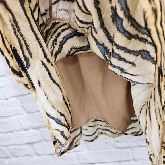 Storia Tiger Print Spaghetti Strap Drop Waist Lined Vacation Mini Dress S - Picture 5 of 14